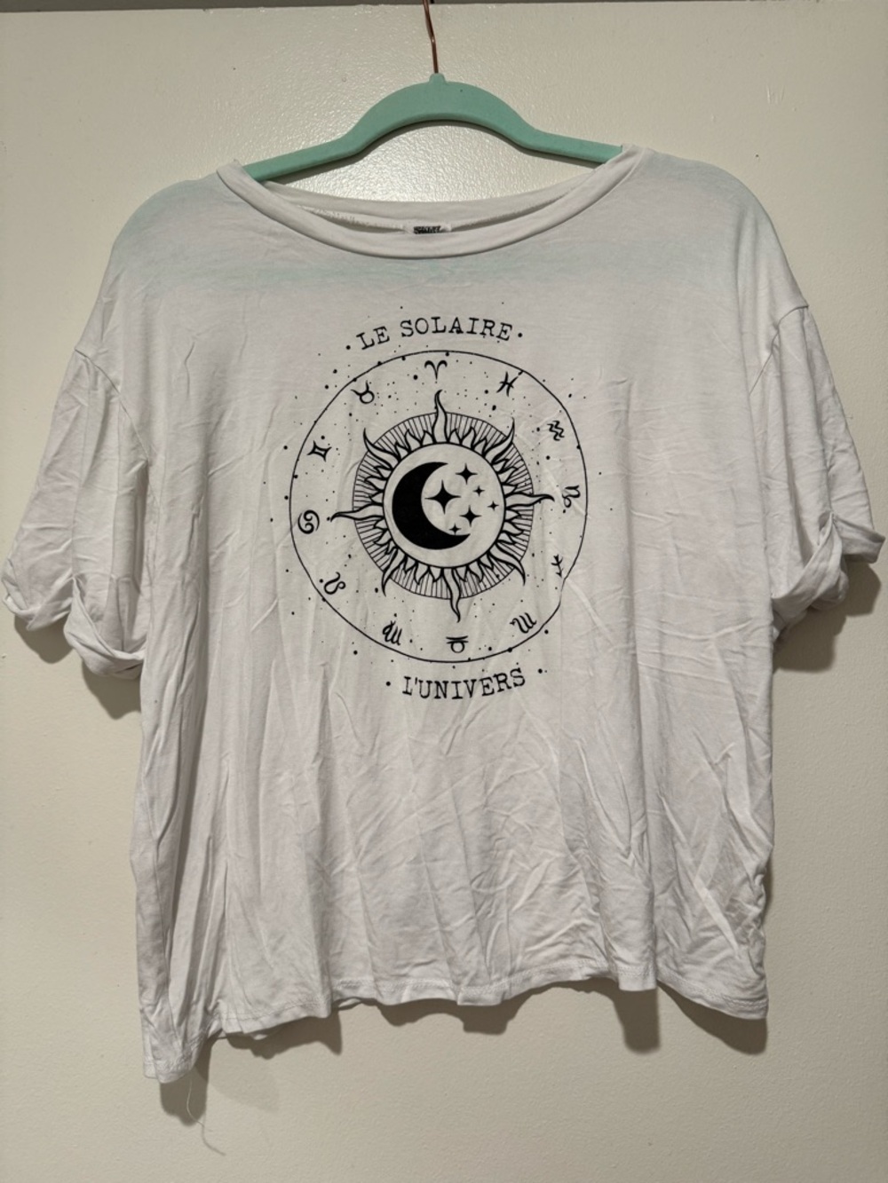 L'Univers White Graphic Tee